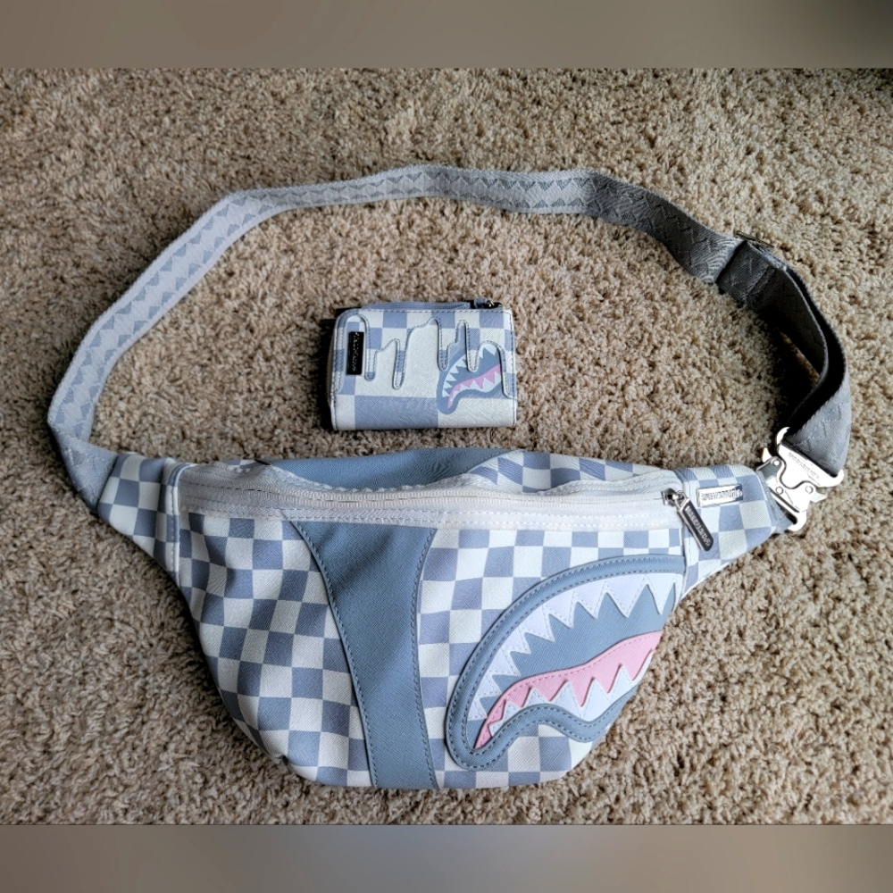 Sprayground Air to The Throne Jetset Savvy Crossbody and Matching Wallet